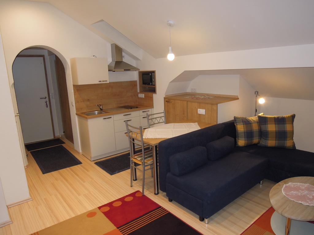Salvesenheim Appartement Tarrenz Kamer foto